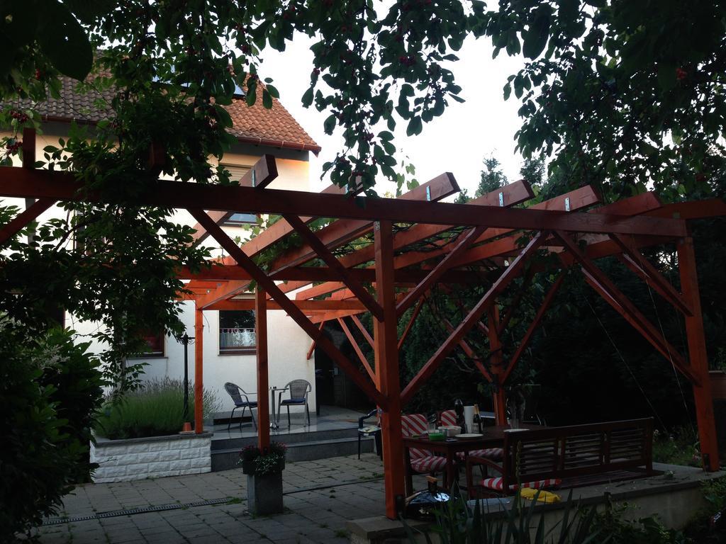 Gaestehaus Peterhoff Birresdorf Exterior foto
